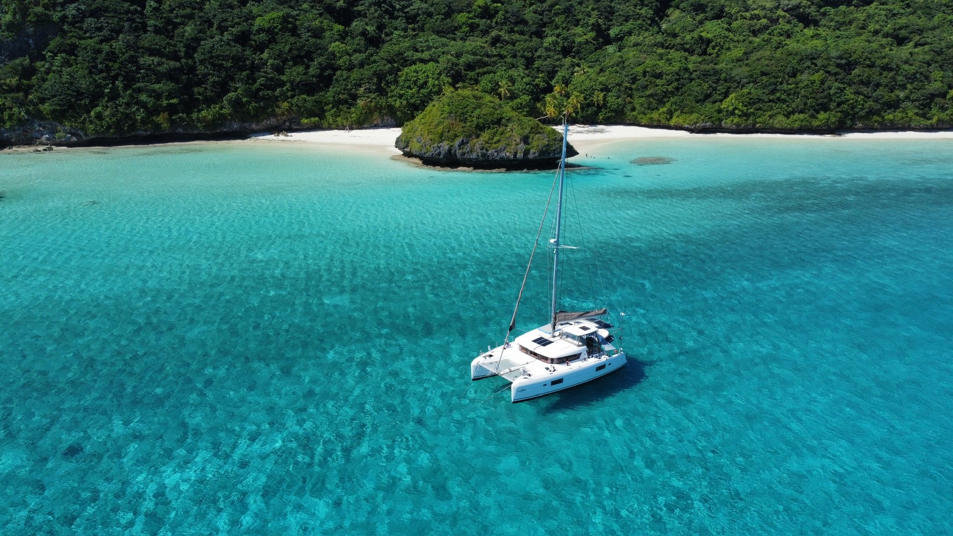 Yachting 22 - Yacht broker Noumea New Caledonia