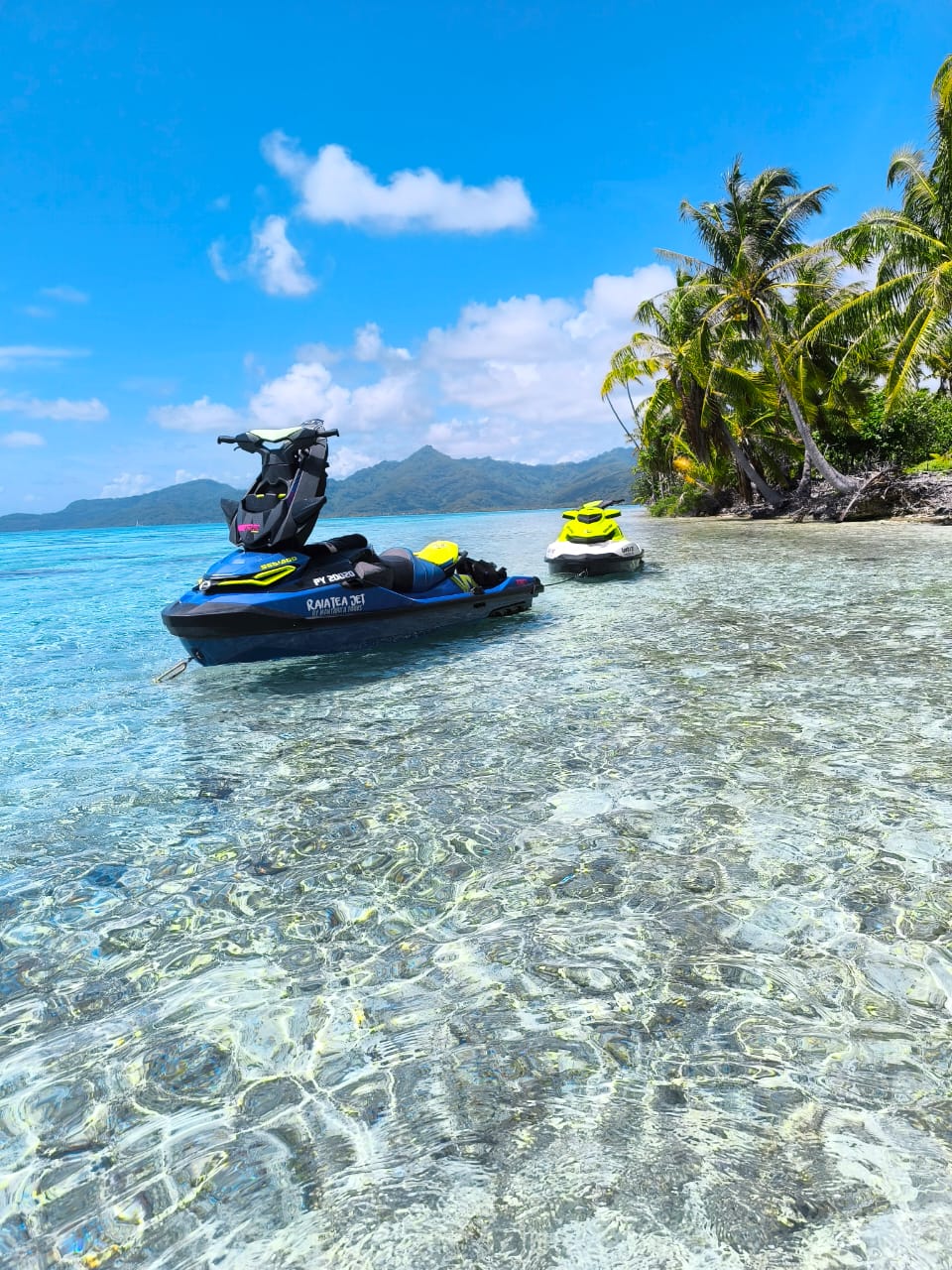 Raiatea Jet by Mantaha'a Tours