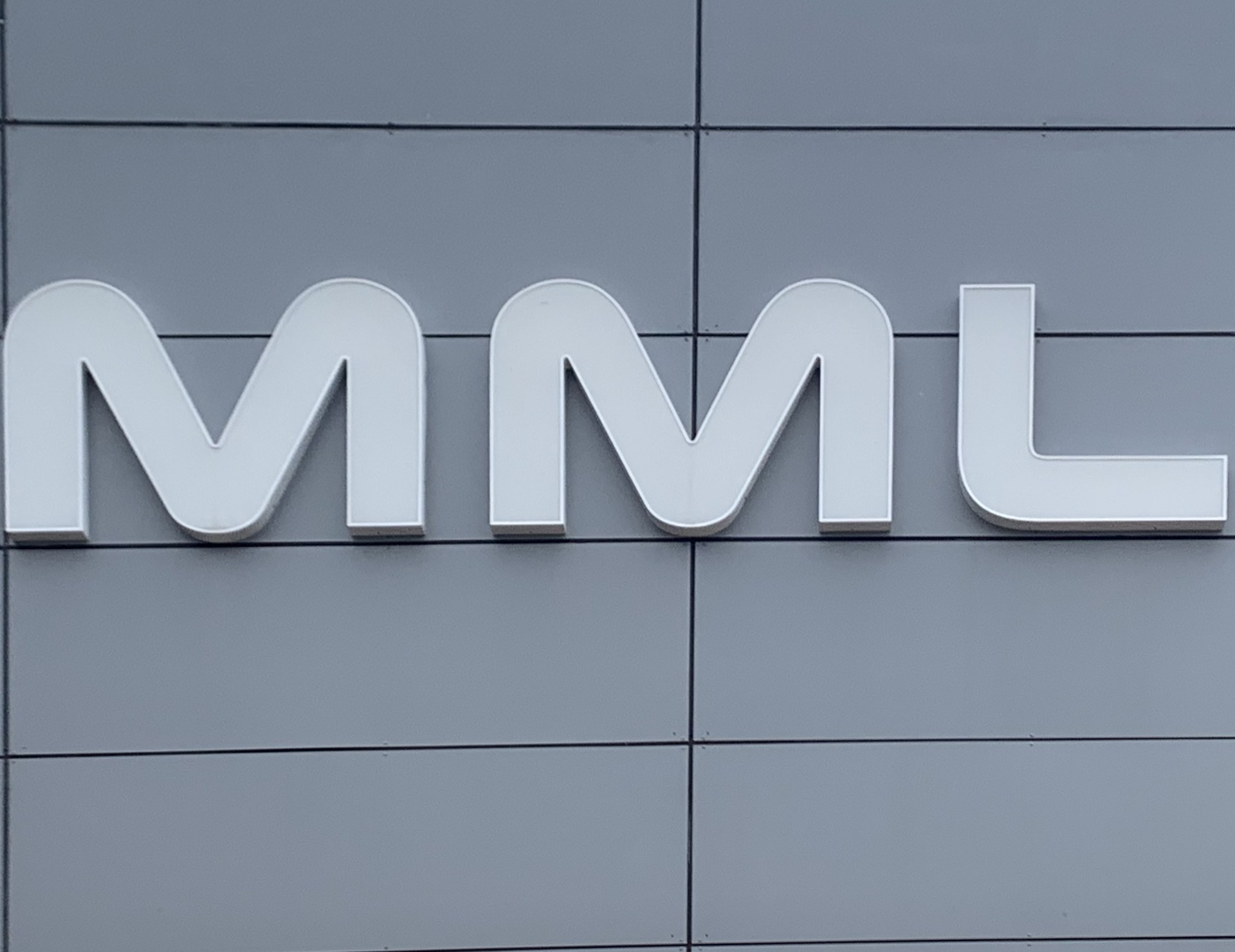 MML - La Maison des Meubles et Luminaires